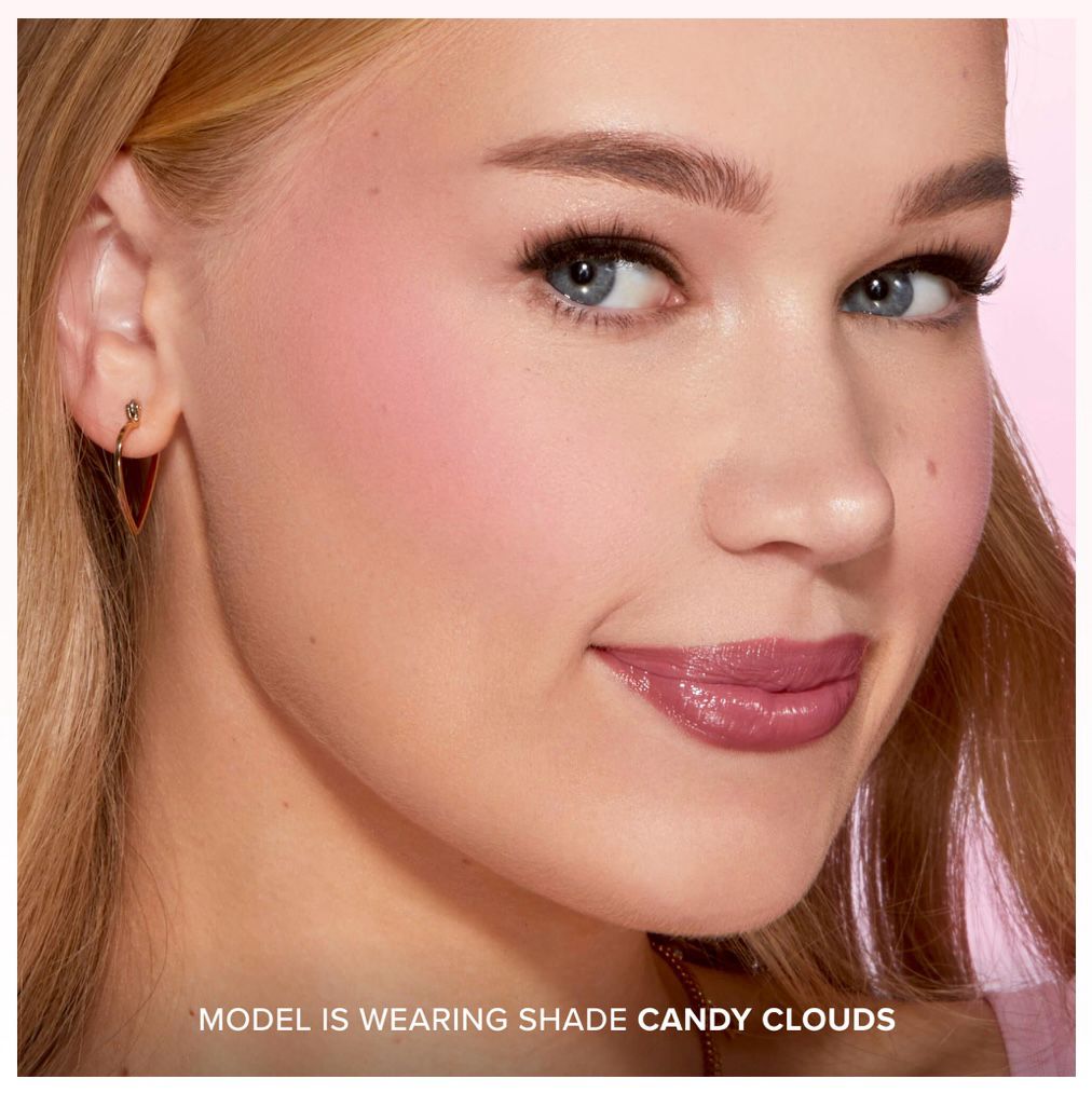 BLUSH TOO FACED